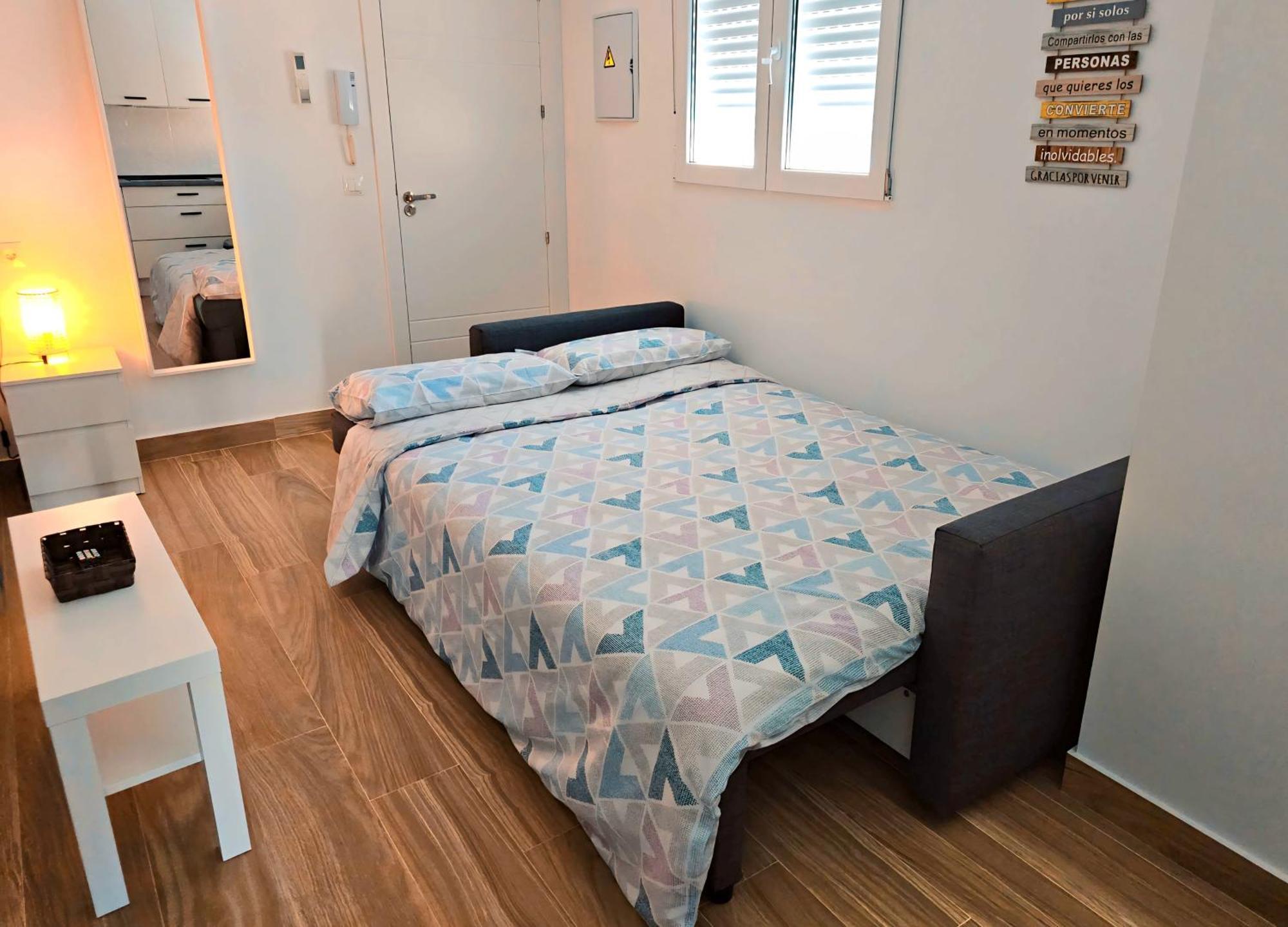La Casita De Mercedes Малага Экстерьер фото