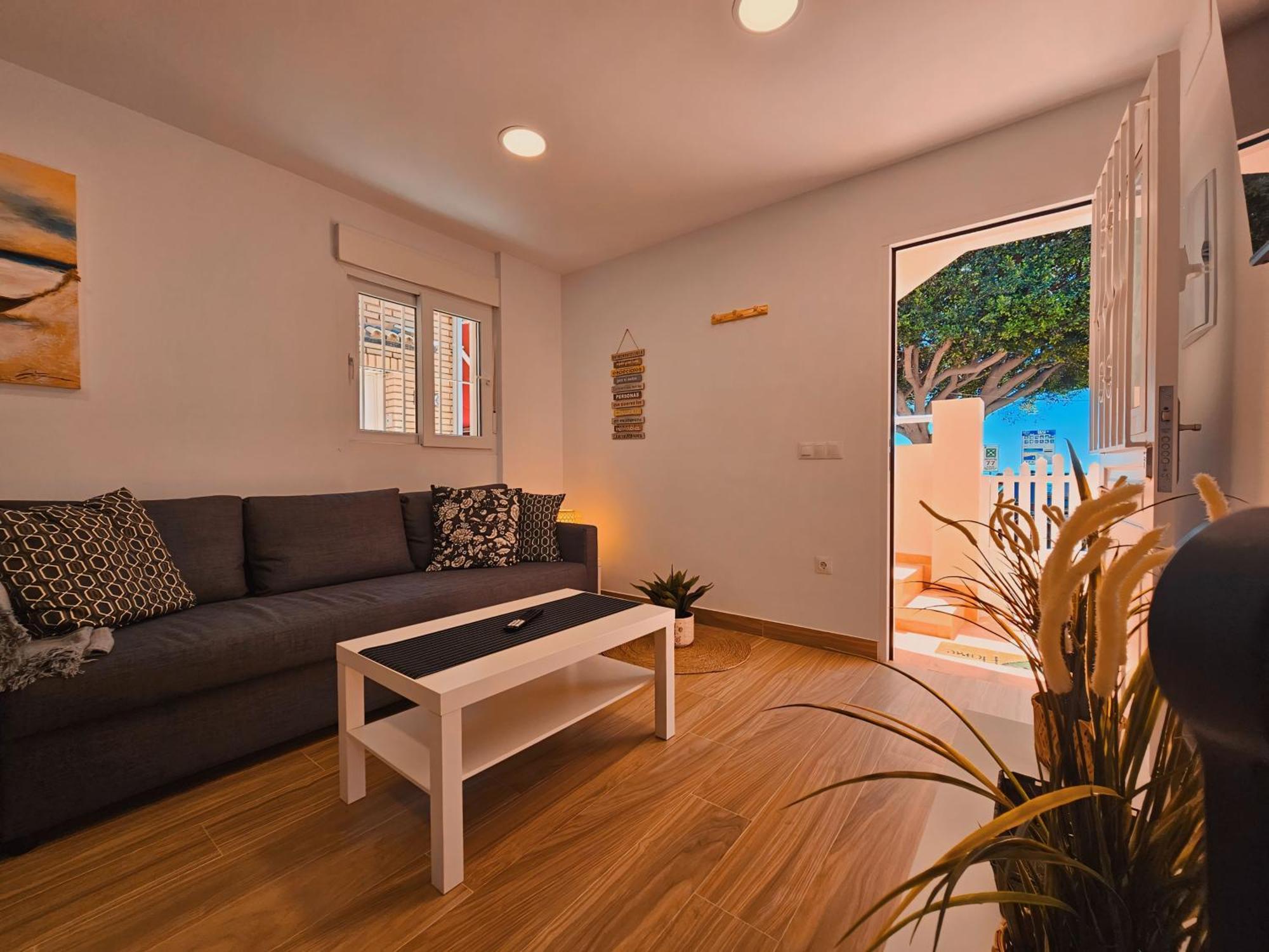 La Casita De Mercedes Малага Экстерьер фото